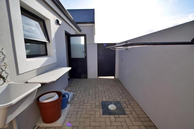 3 Bedroom Property for Sale in Stilbaai Wes Western Cape